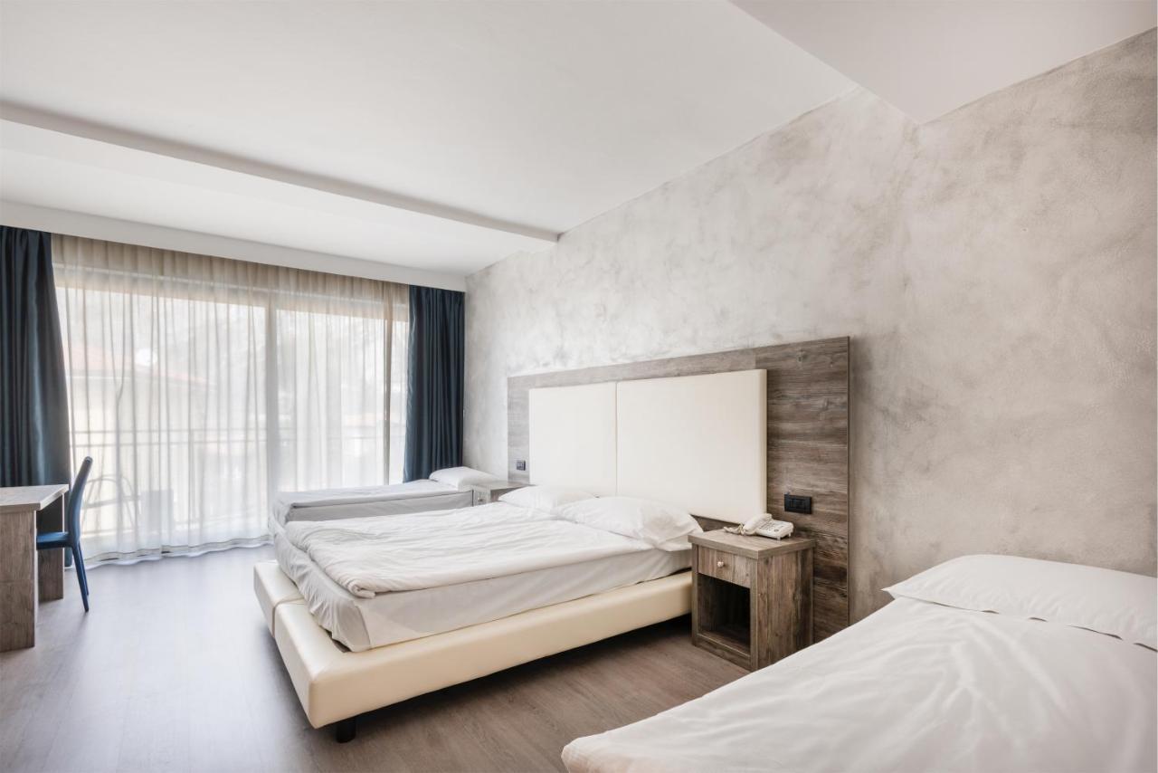 Hotel De Nac Torbole Sul Garda ภายนอก รูปภาพ