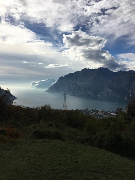 Hotel De Nac Torbole Sul Garda ภายนอก รูปภาพ